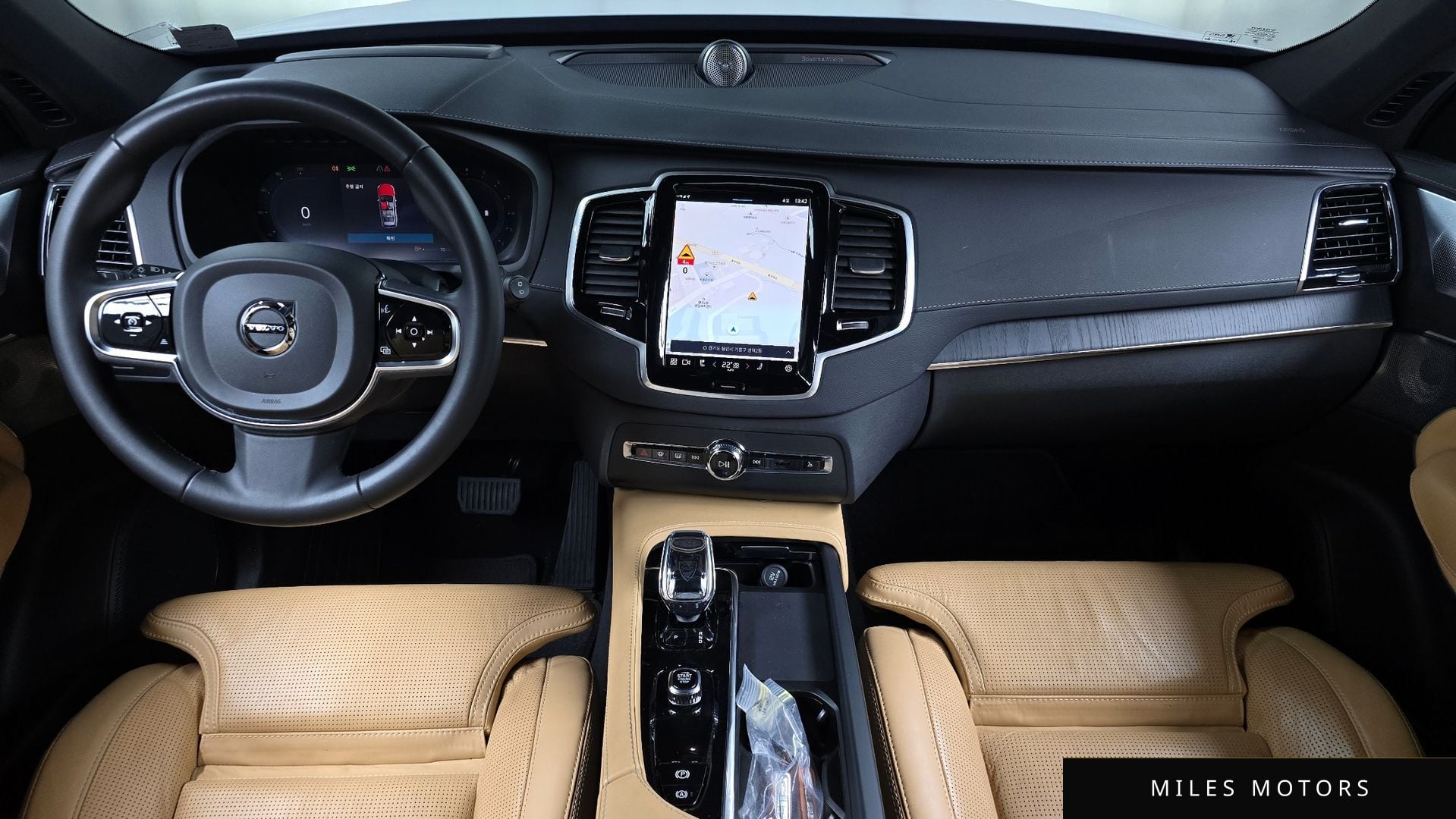 Volvo XC90 2023 — миниатюра 7