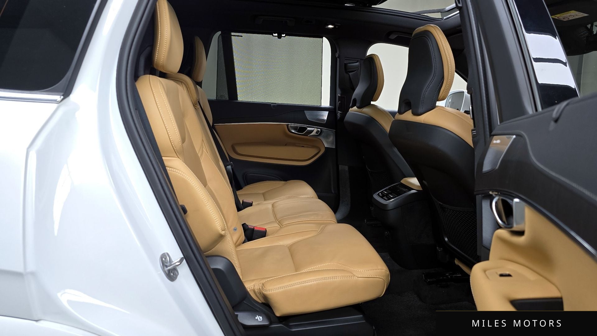 Volvo XC90 2023 — миниатюра 12
