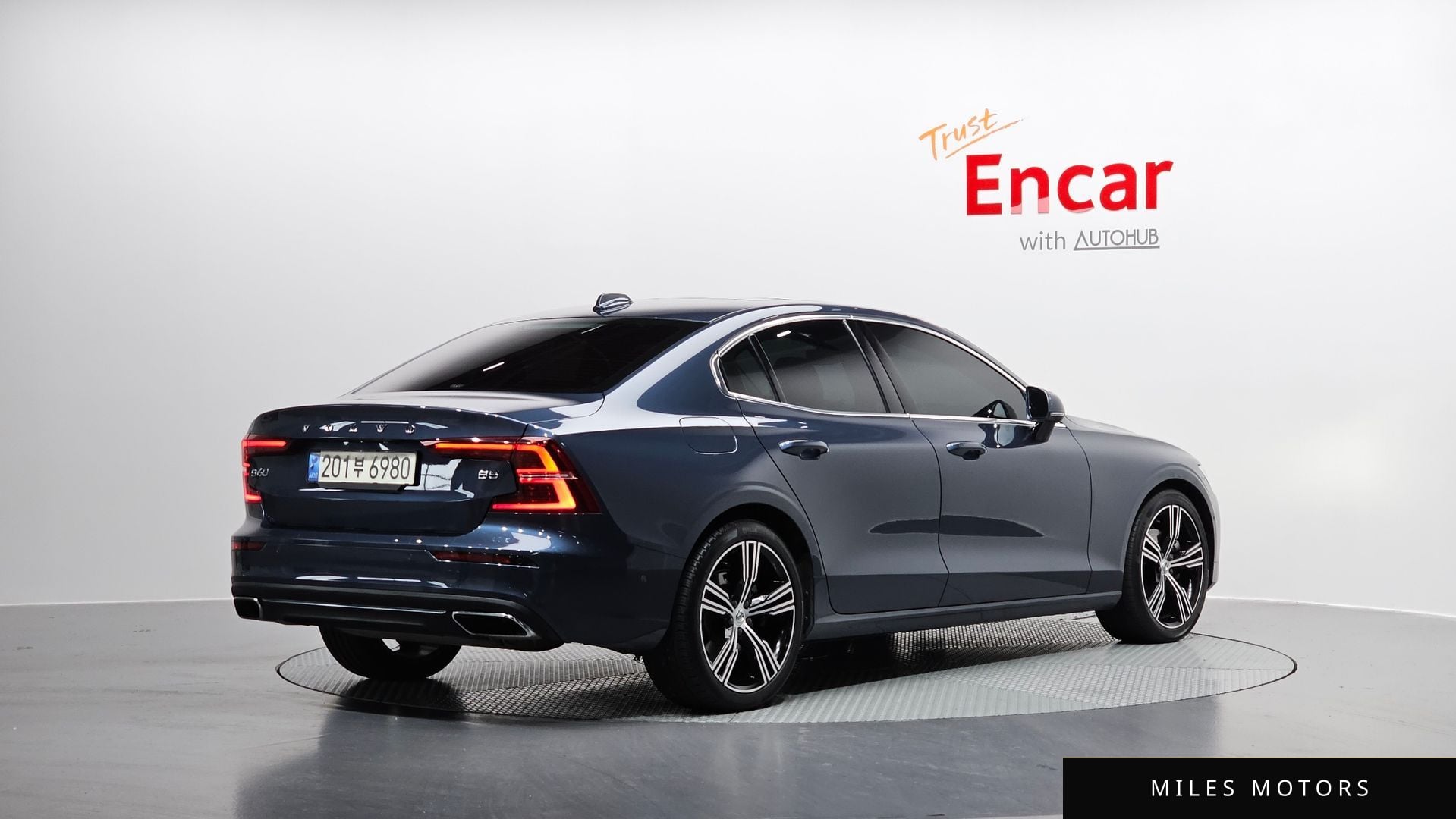 Volvo S60 2021 — миниатюра 2