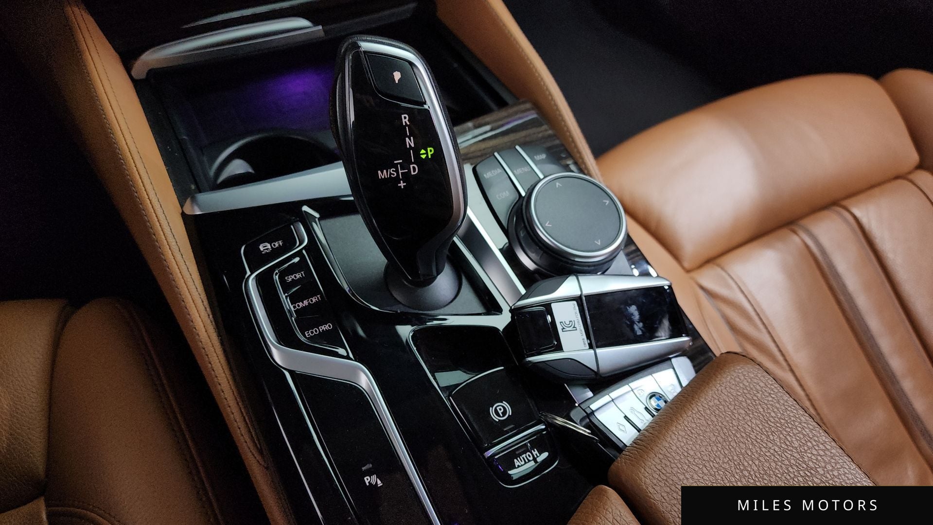 BMW 5 Series (G30) 2021 — миниатюра 9