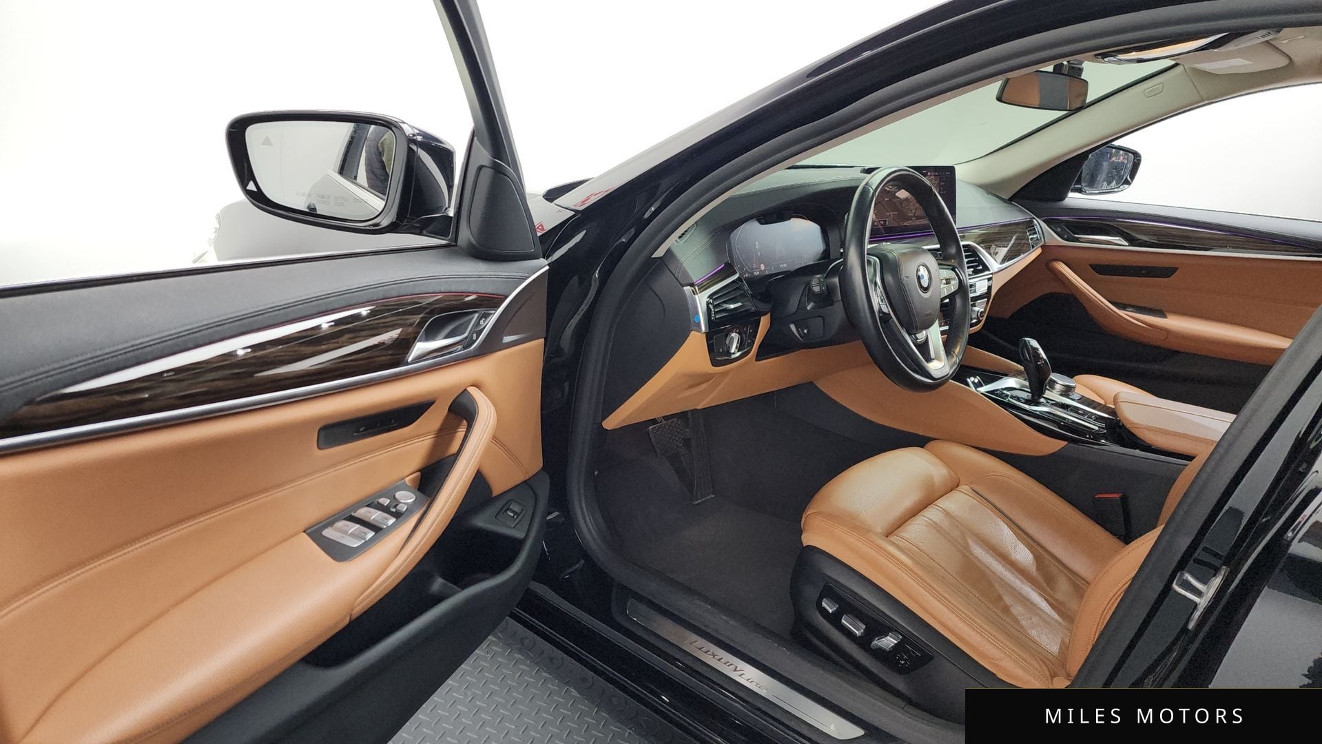 BMW 5 Series (G30) 2021 — миниатюра 10