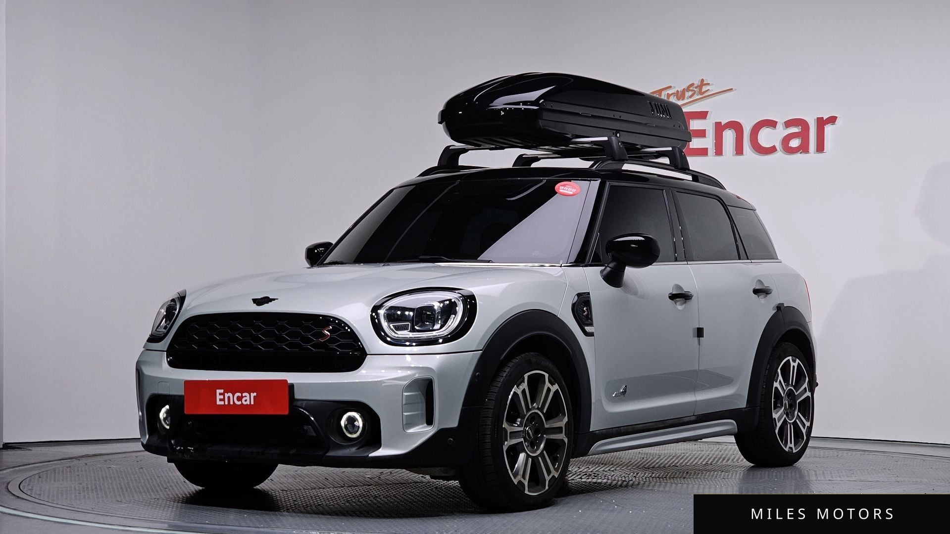 MINI Countryman 2021 — фото 1 из 12