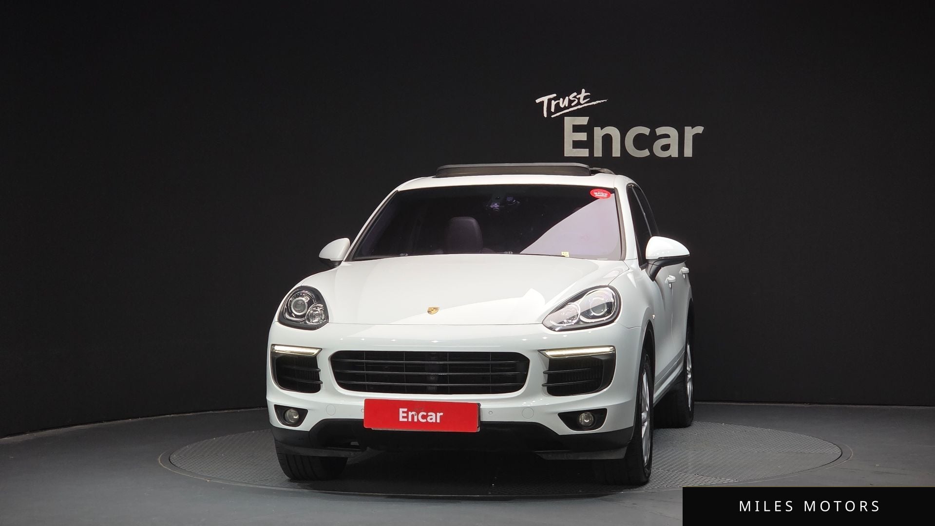 Porsche Cayenne 2016 — миниатюра 3