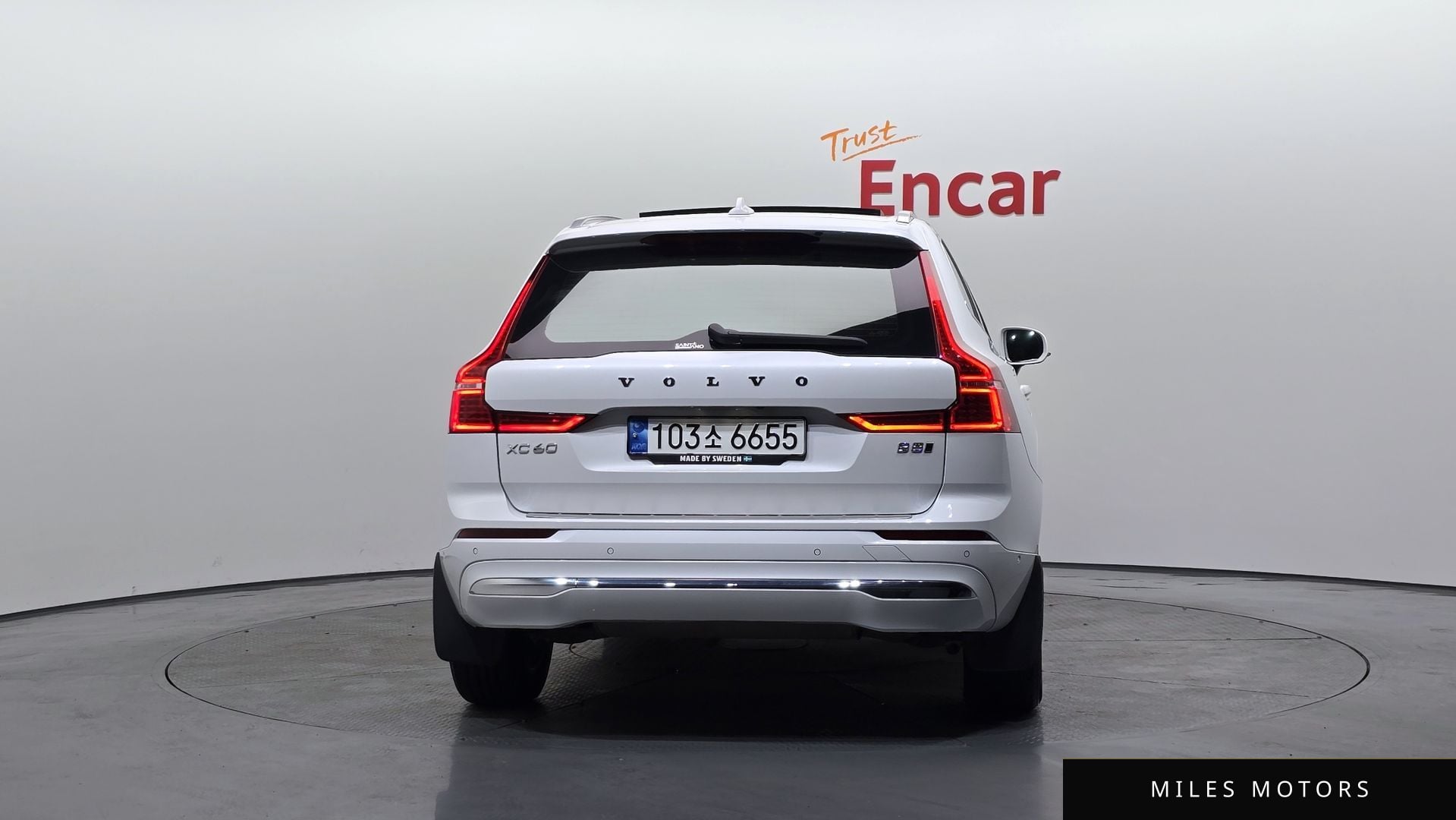 Volvo XC60 2022 — миниатюра 4