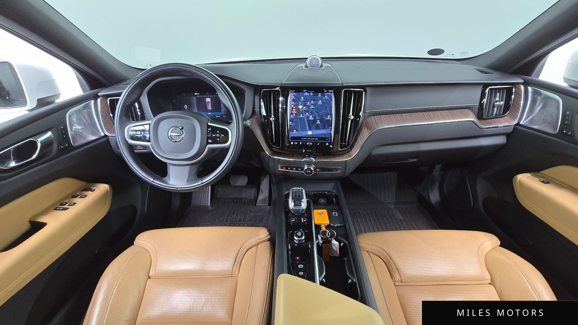 Volvo XC60 2022 — миниатюра 7