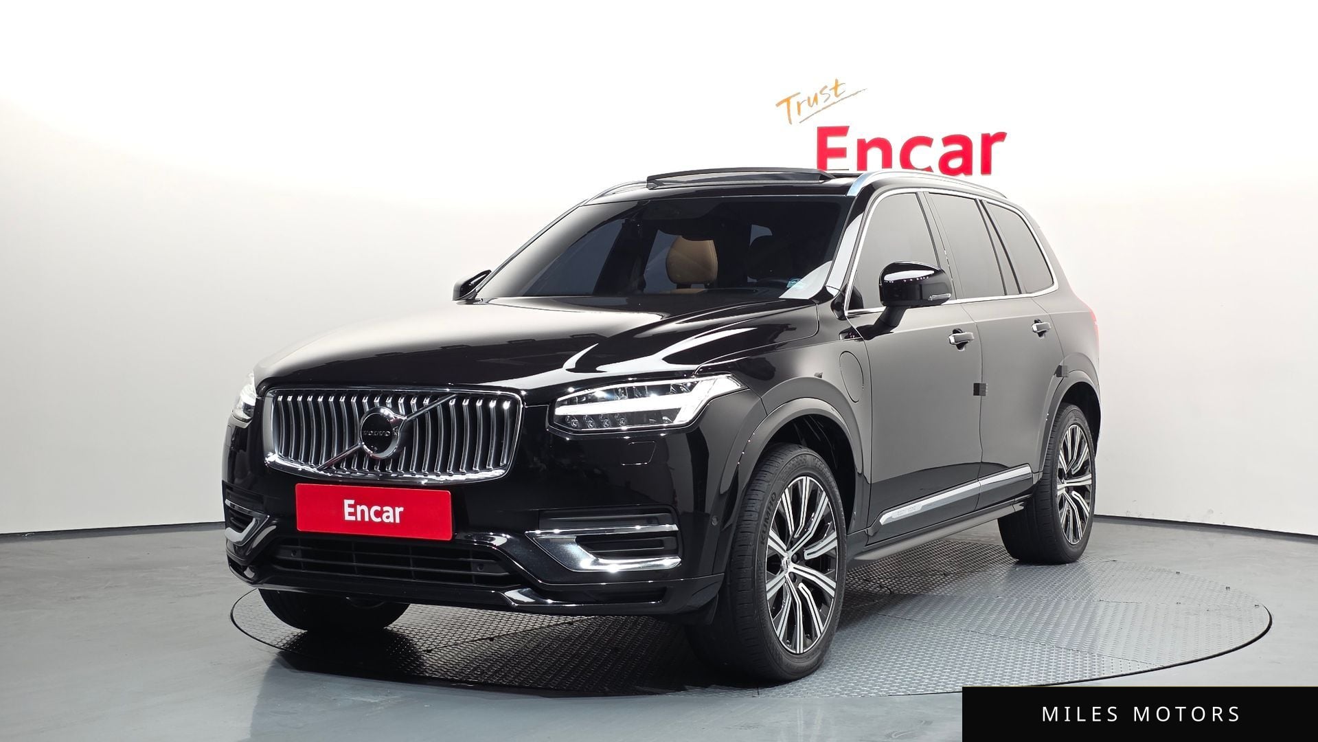 Volvo XC90 2021 — фото 1 из 12