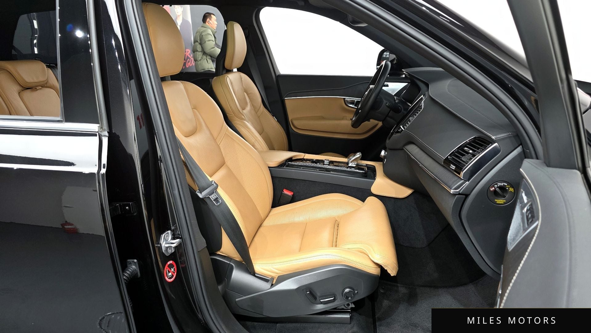 Volvo XC90 2021 — миниатюра 10