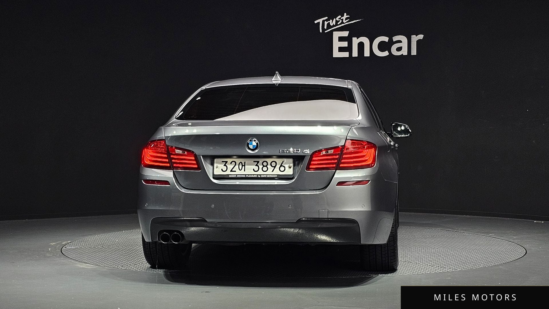 BMW 5 Series (F10) 2016 — миниатюра 4