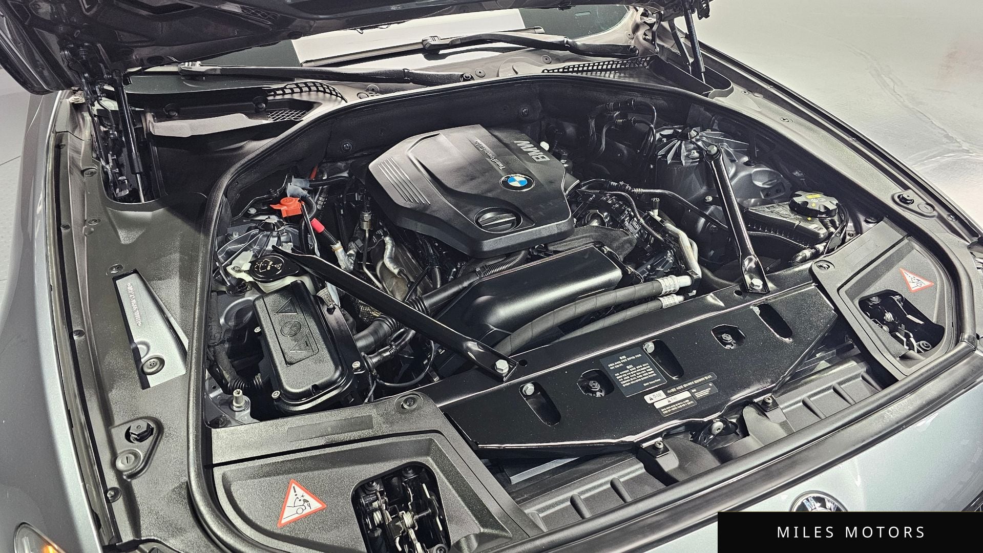 BMW 5 Series (F10) 2016 — миниатюра 6