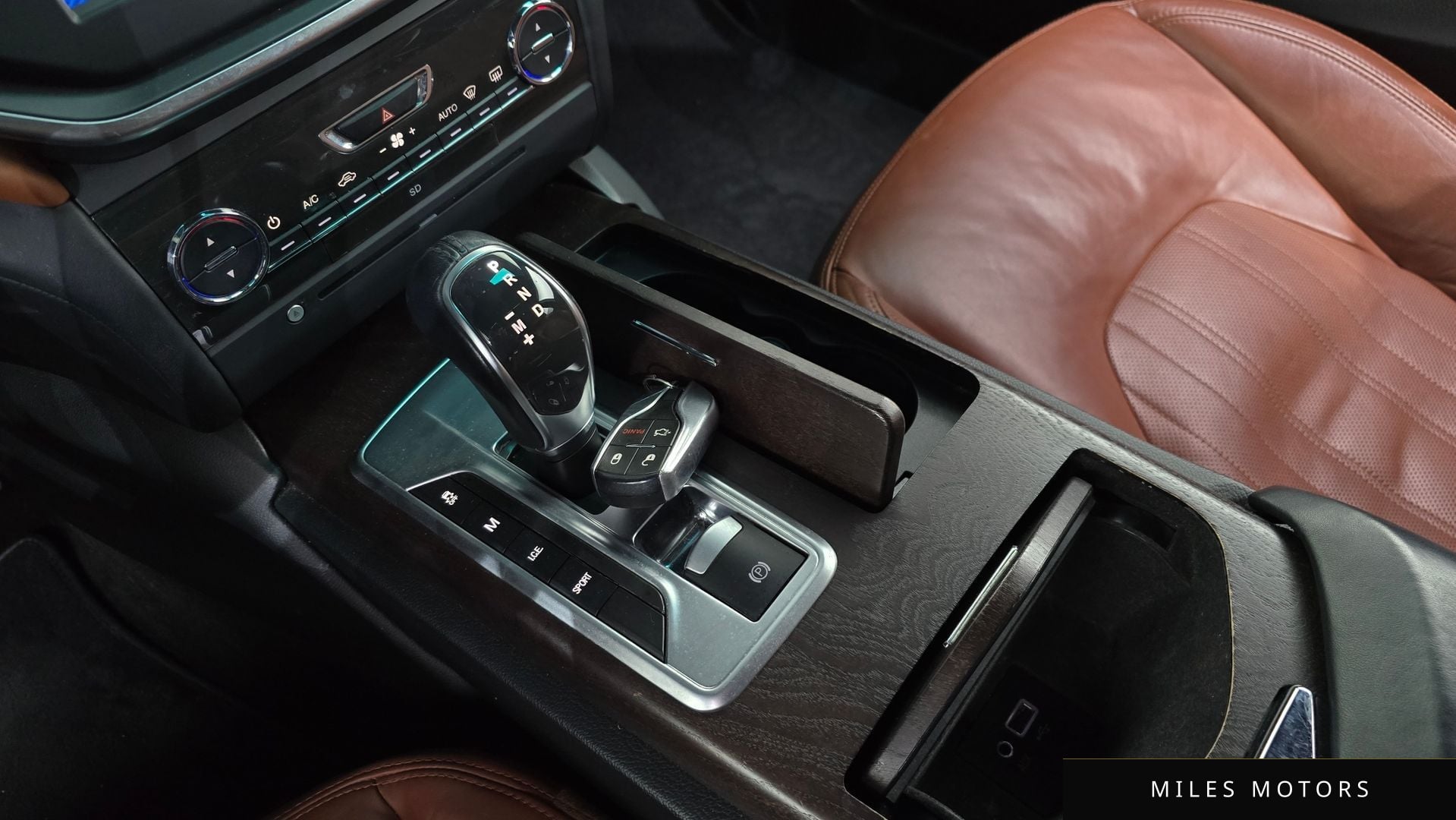 Maserati Ghibli 2014 — миниатюра 9