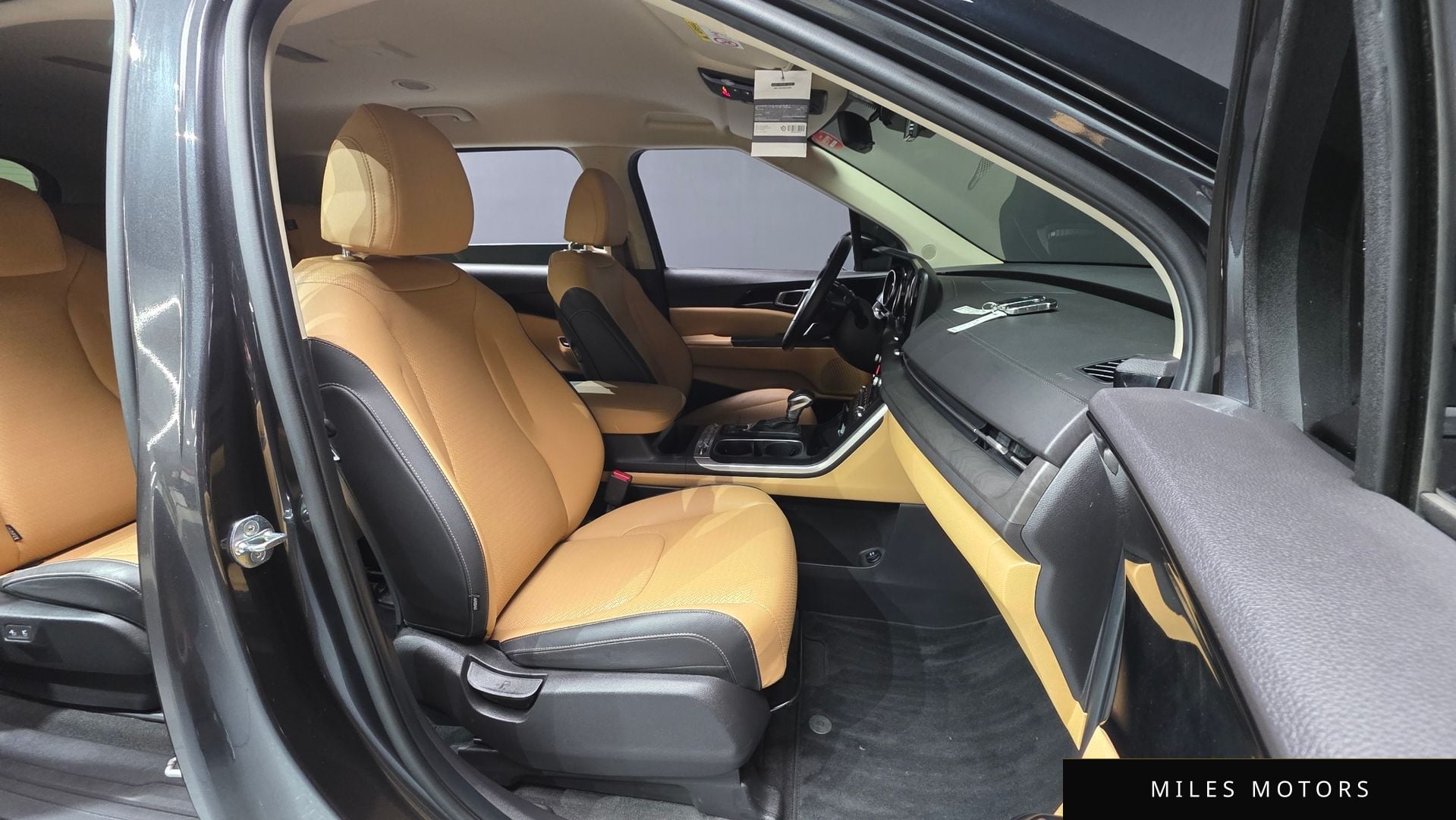 Kia Carnival 2023 — миниатюра 10