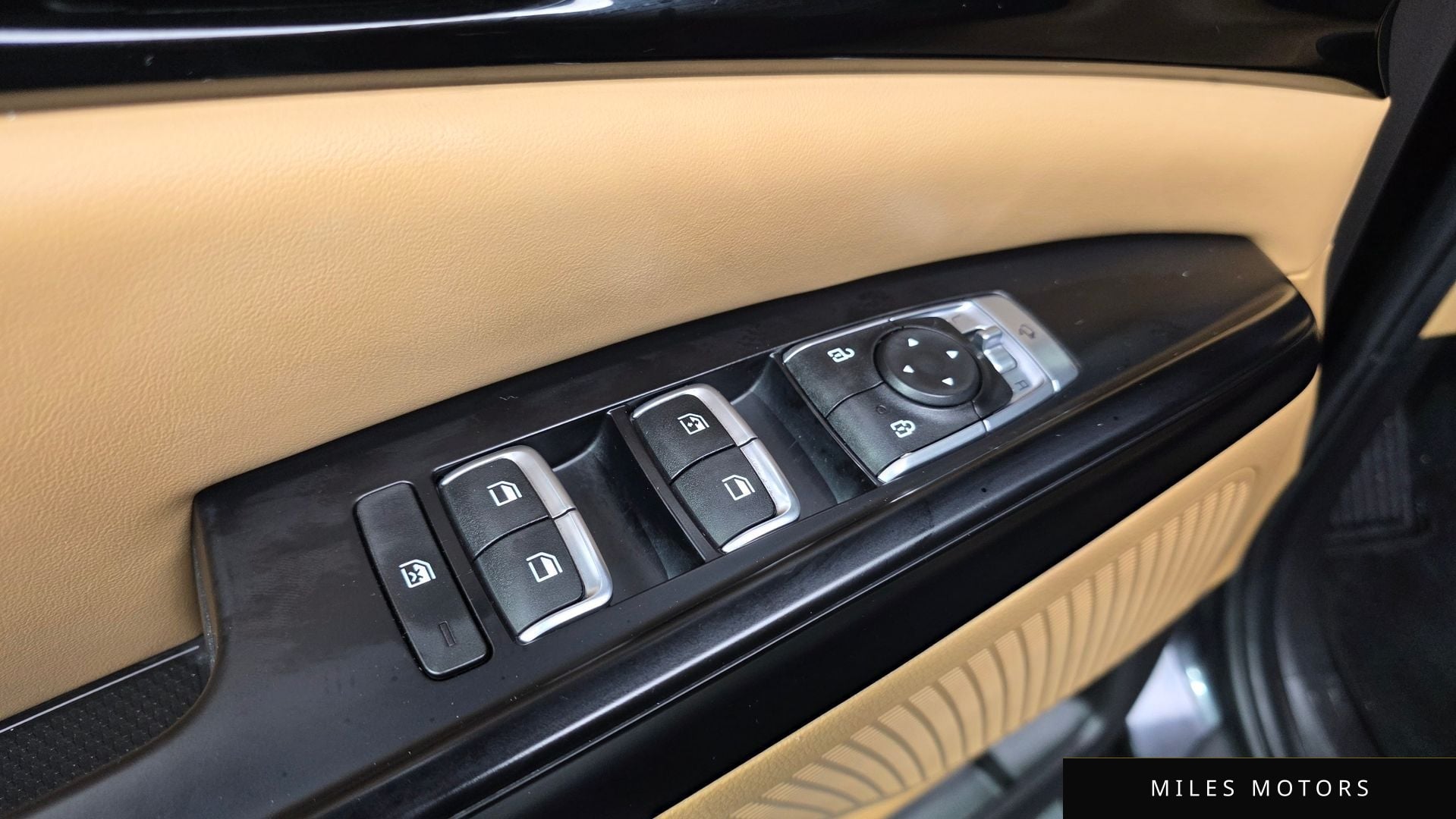 Kia Carnival 2023 — миниатюра 12