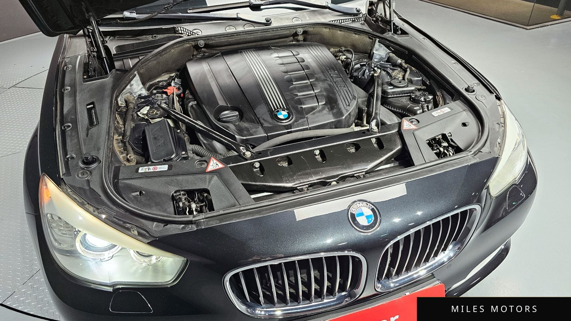 BMW 5 Series GT (F07) 2012 — миниатюра 6