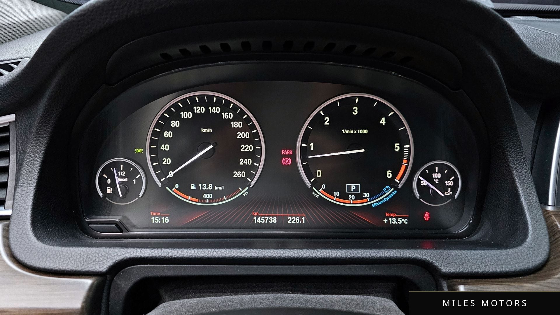 BMW 5 Series GT (F07) 2012 — миниатюра 8