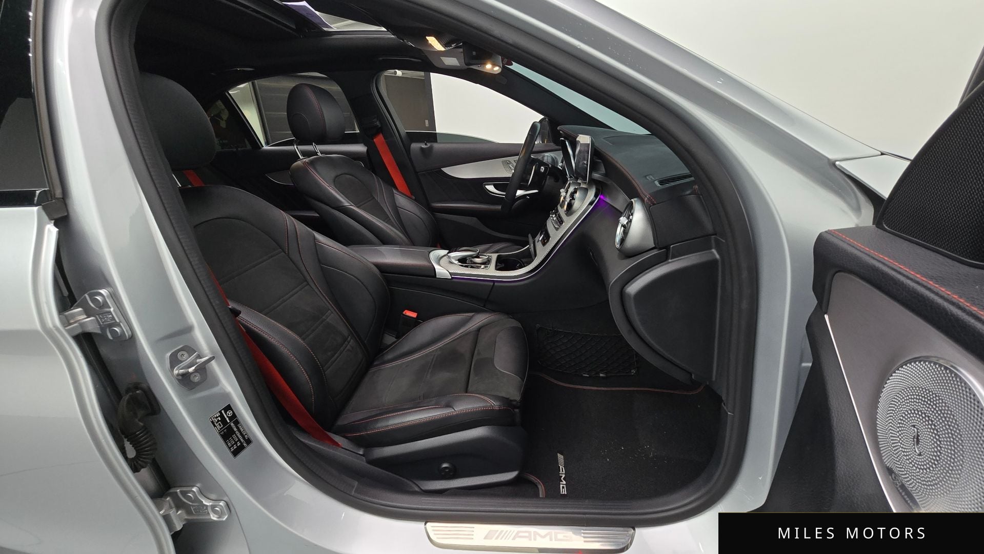 Mercedes-Benz C-Class W205 2019 — миниатюра 11