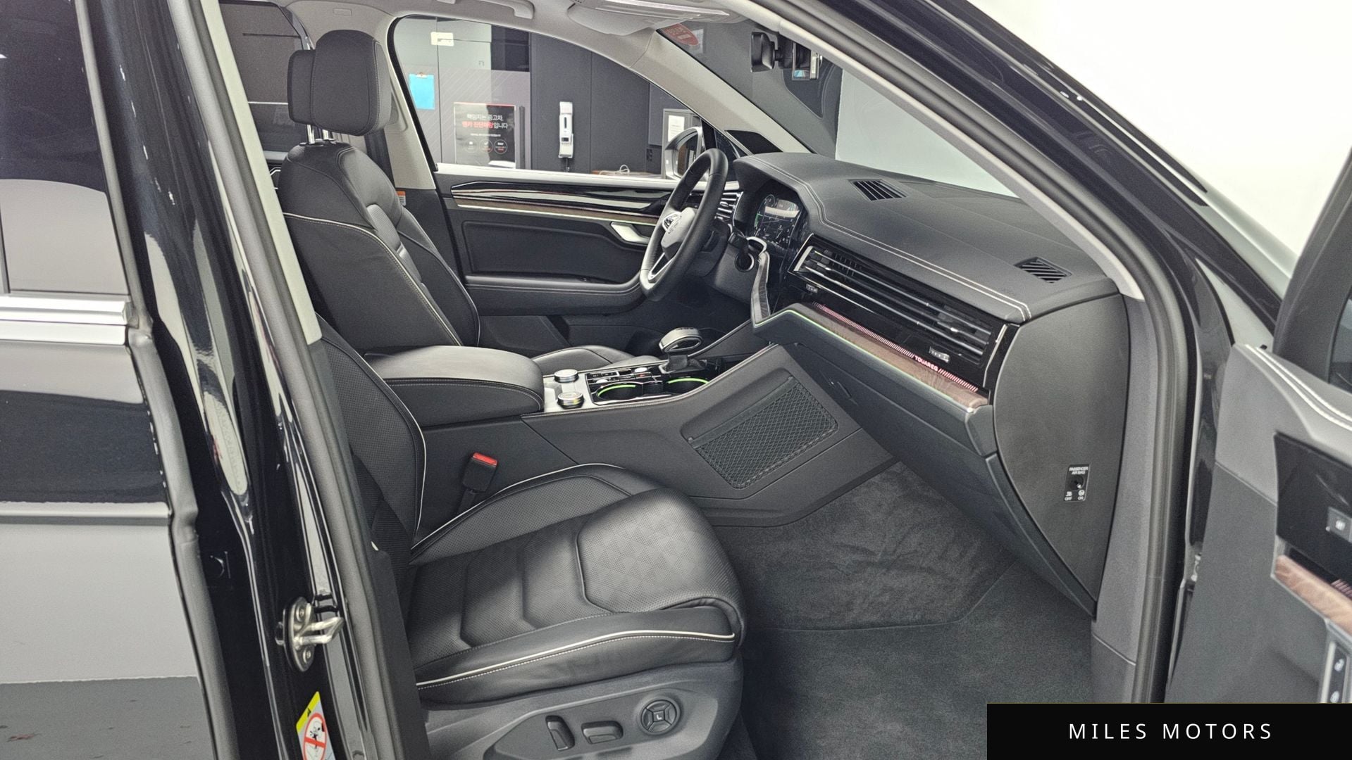 Volkswagen Touareg 2024 — миниатюра 11