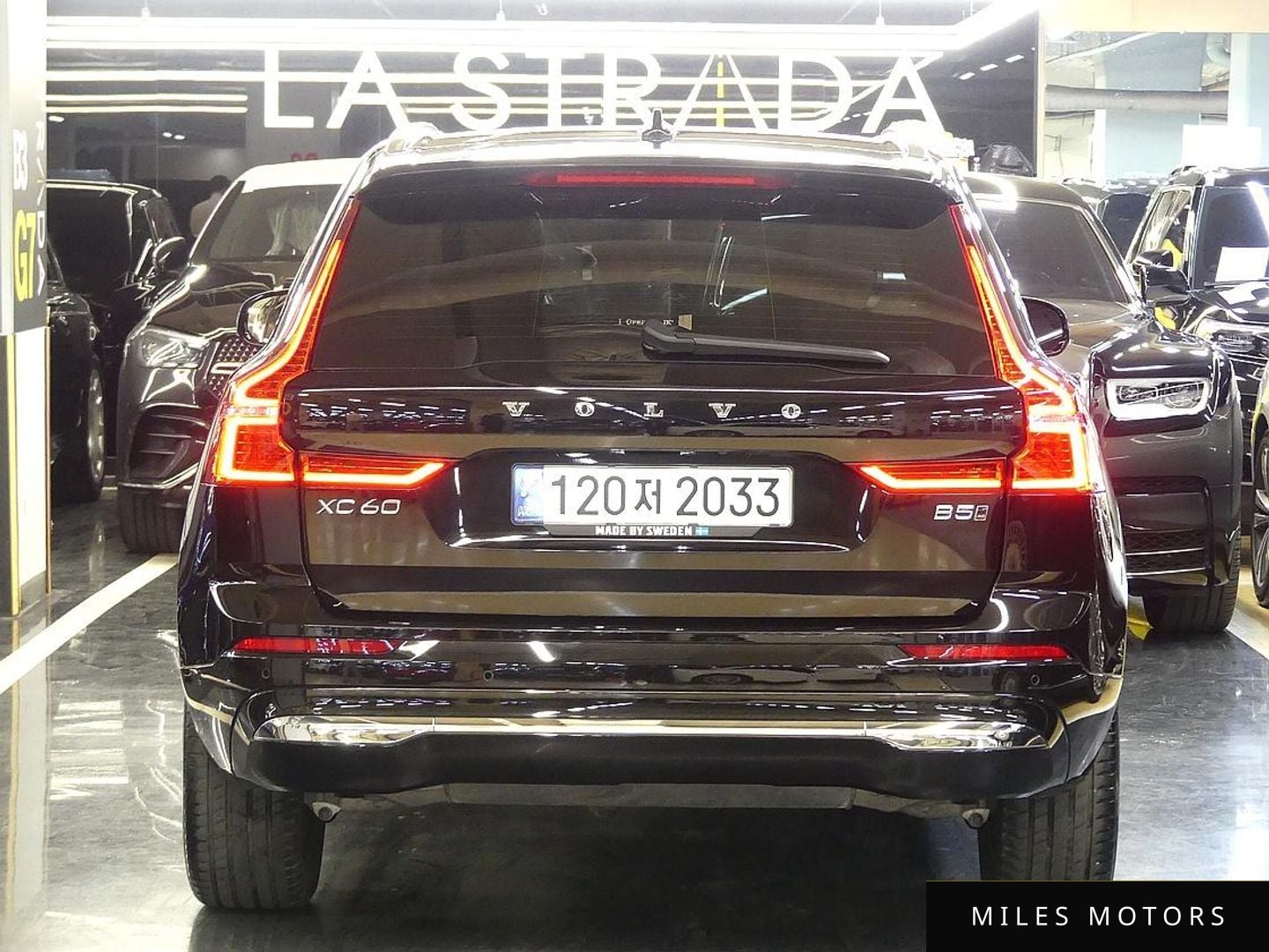 Volvo XC60 2023 — миниатюра 2