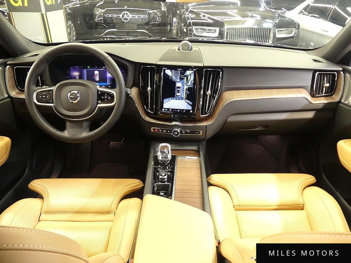 Volvo XC60 2023 — миниатюра 7