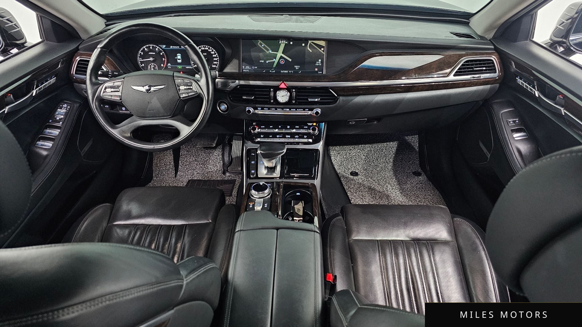 Genesis EQ900 2016 — миниатюра 7
