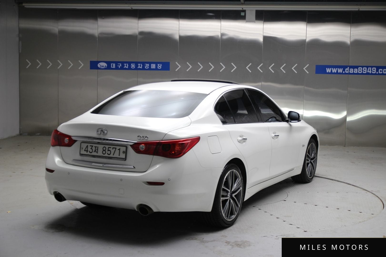 Infiniti Q50 2015 — миниатюра 2