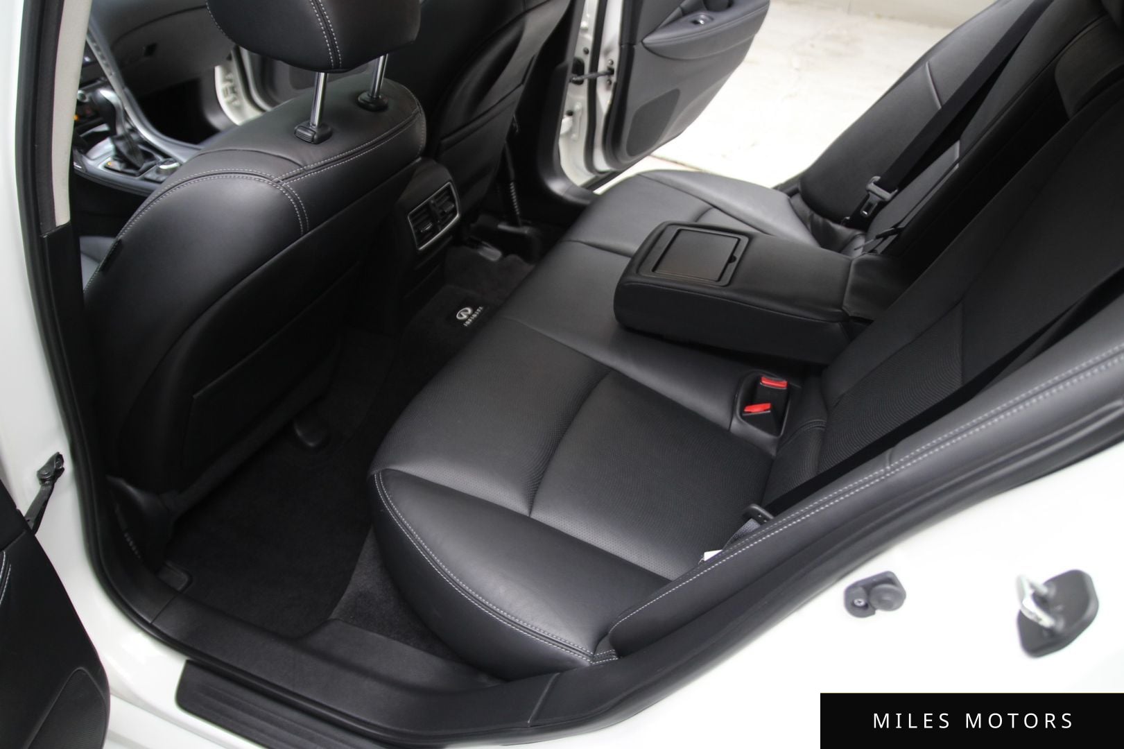 Infiniti Q50 2015 — миниатюра 12