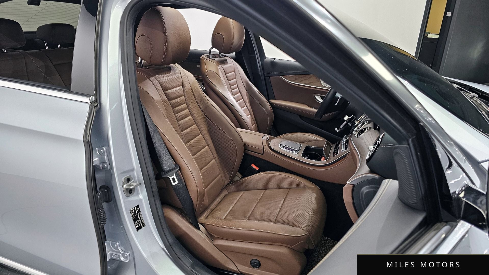 Mercedes-Benz E-클래스 W213 2022 — миниатюра 12