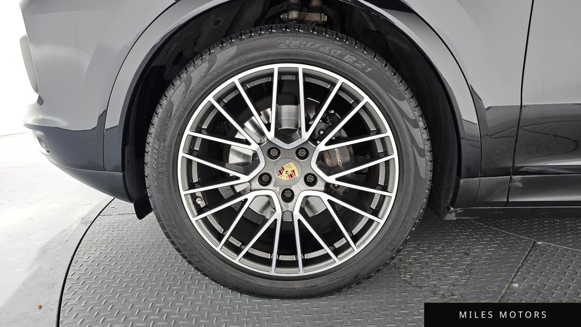 Porsche Cayenne 2021 — миниатюра 5