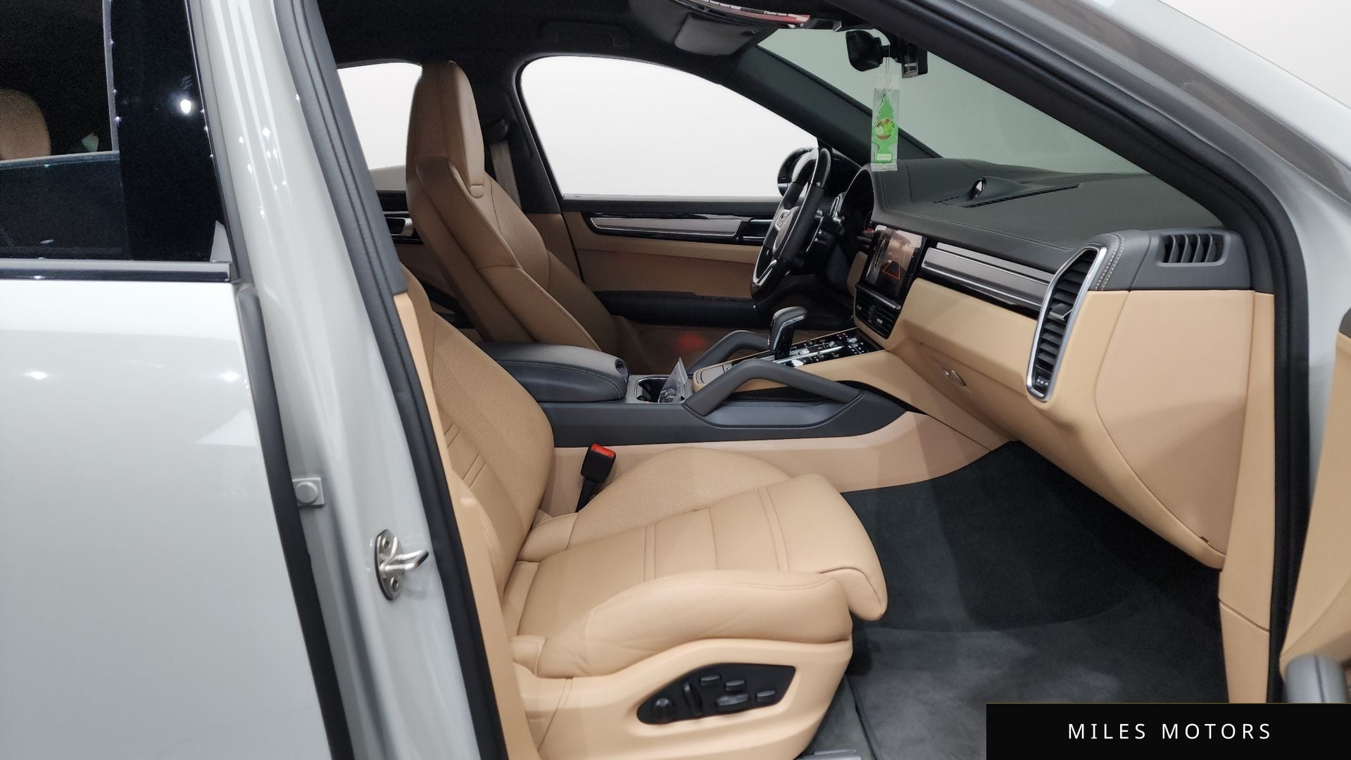 Porsche 카이엔 (PO536) 2022 — миниатюра 11