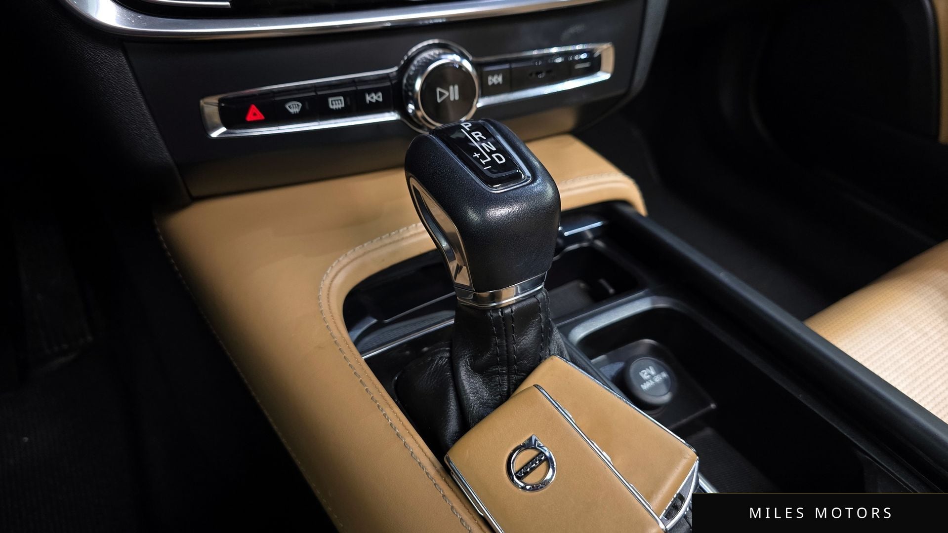 Volvo V90 2018 — миниатюра 9
