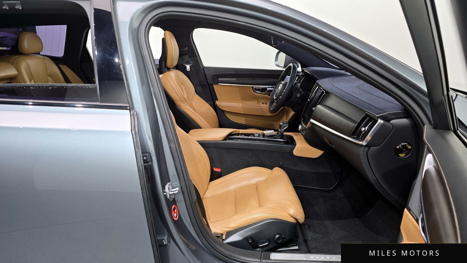 Volvo V90 2018 — миниатюра 11