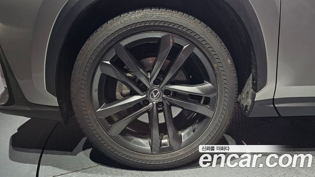 Лексус NX350h 2025 — миниатюра 5