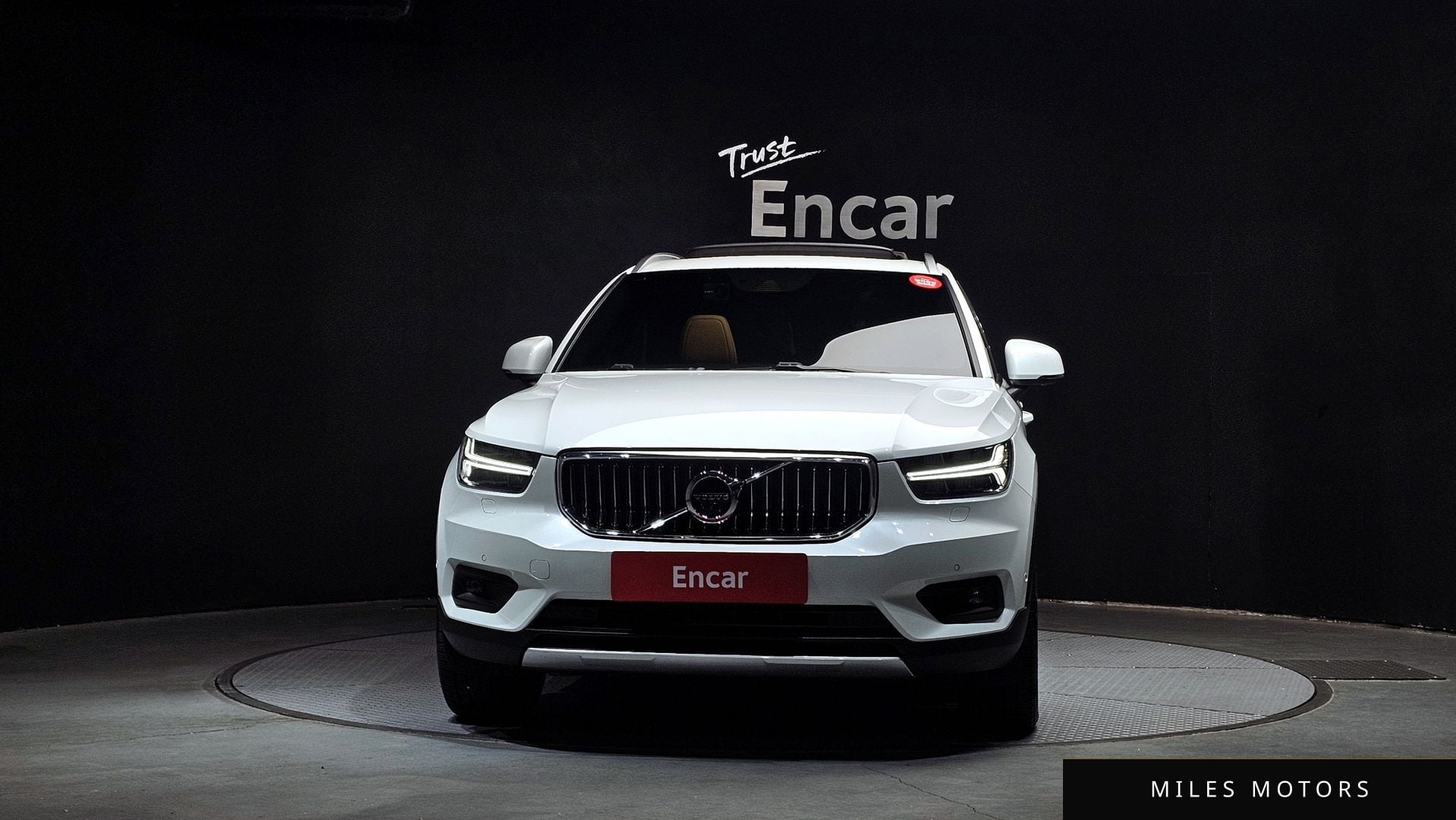 Volvo XC40 2021 — миниатюра 3