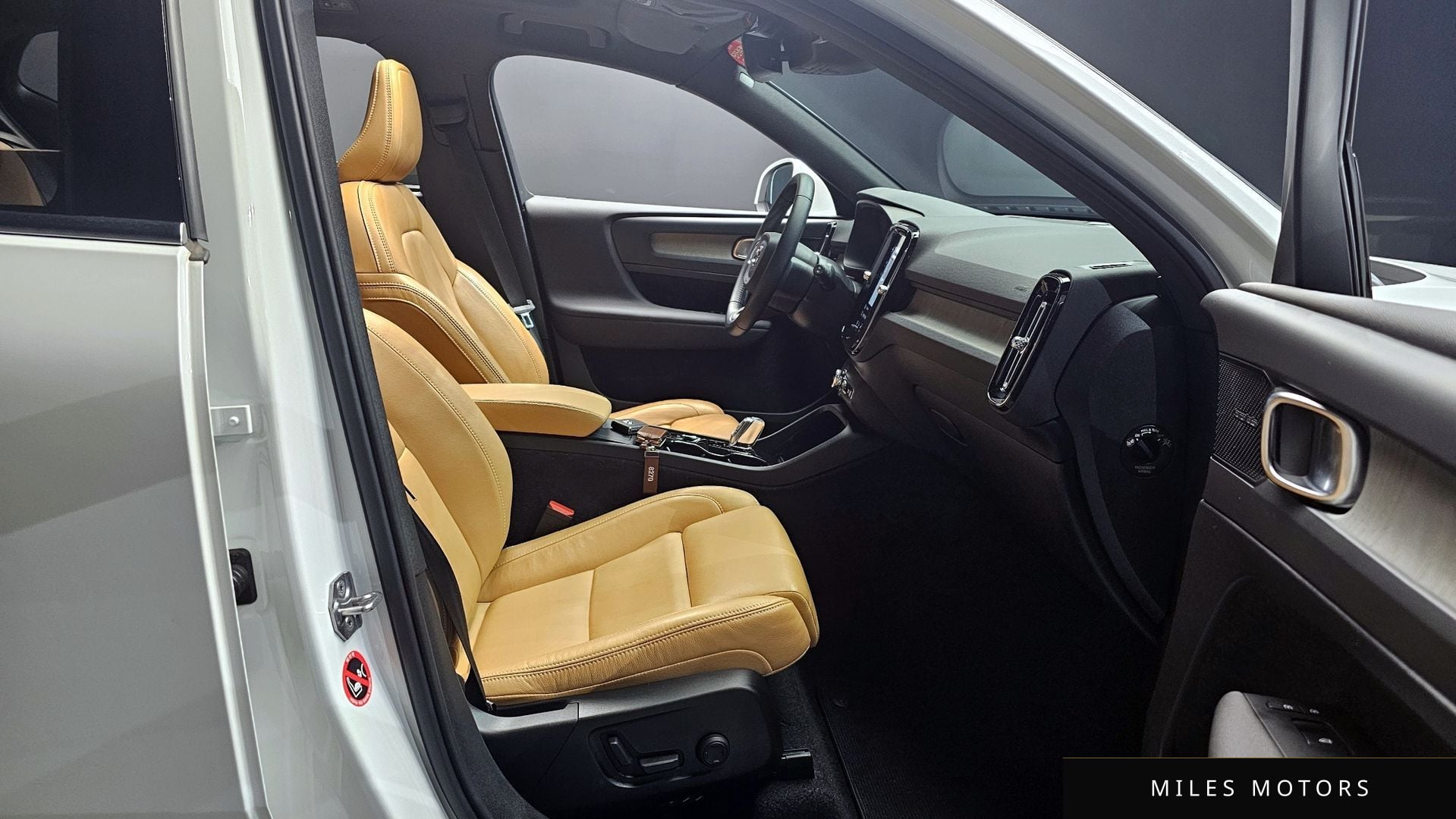 Volvo XC40 2021 — миниатюра 10