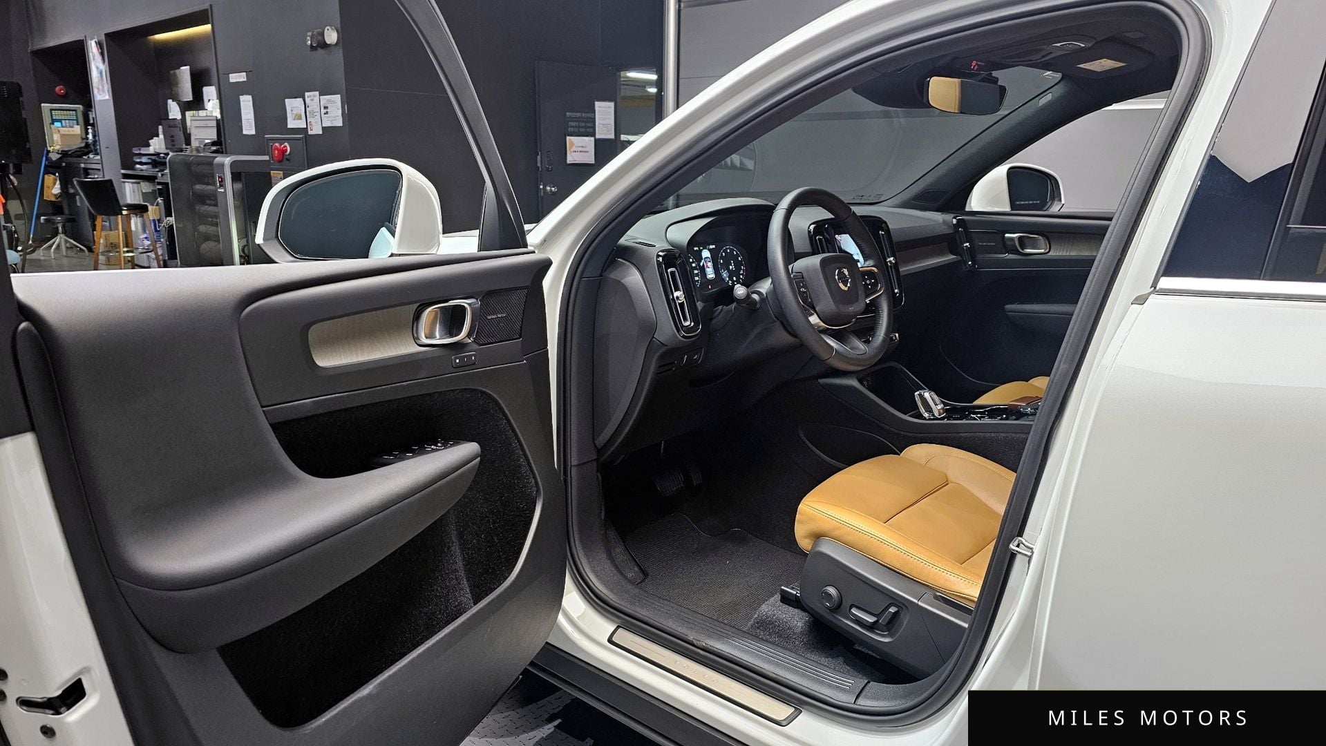 Volvo XC40 2021 — миниатюра 11