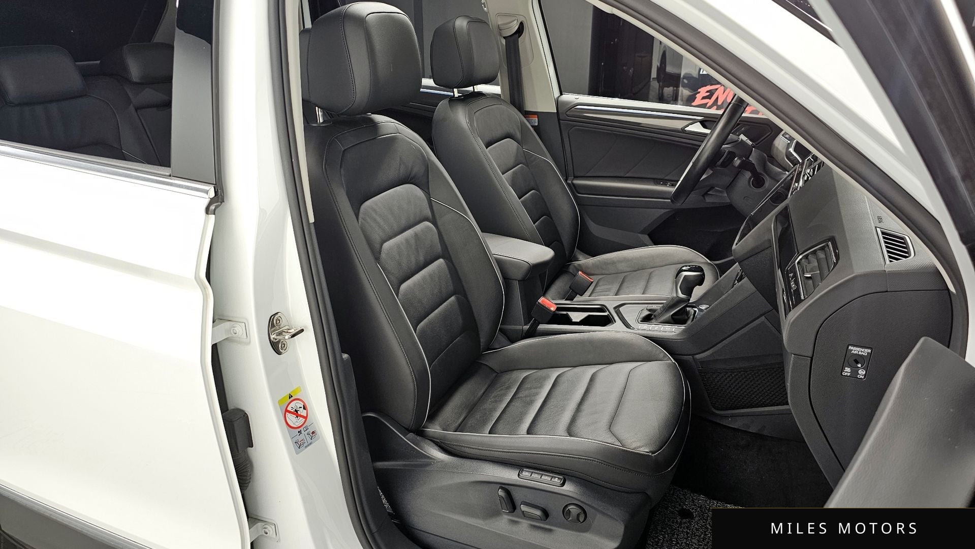 Volkswagen Tiguan 2023 — миниатюра 9