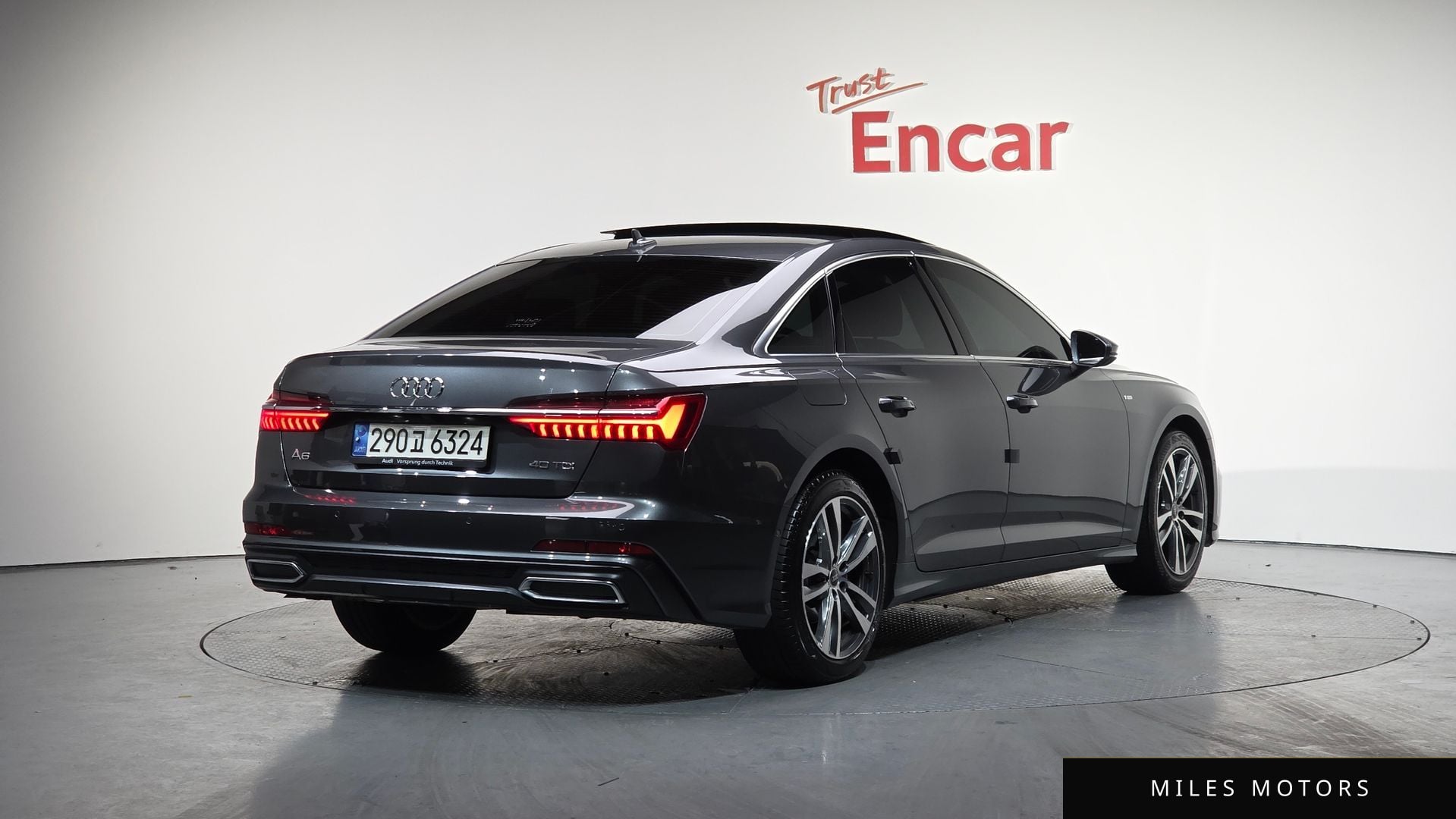 Audi A6 (C8) 2022 — фото 1 из 12