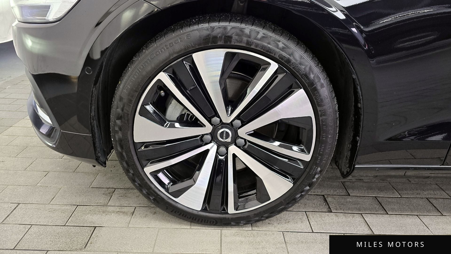 Volvo S60 2023 — миниатюра 5