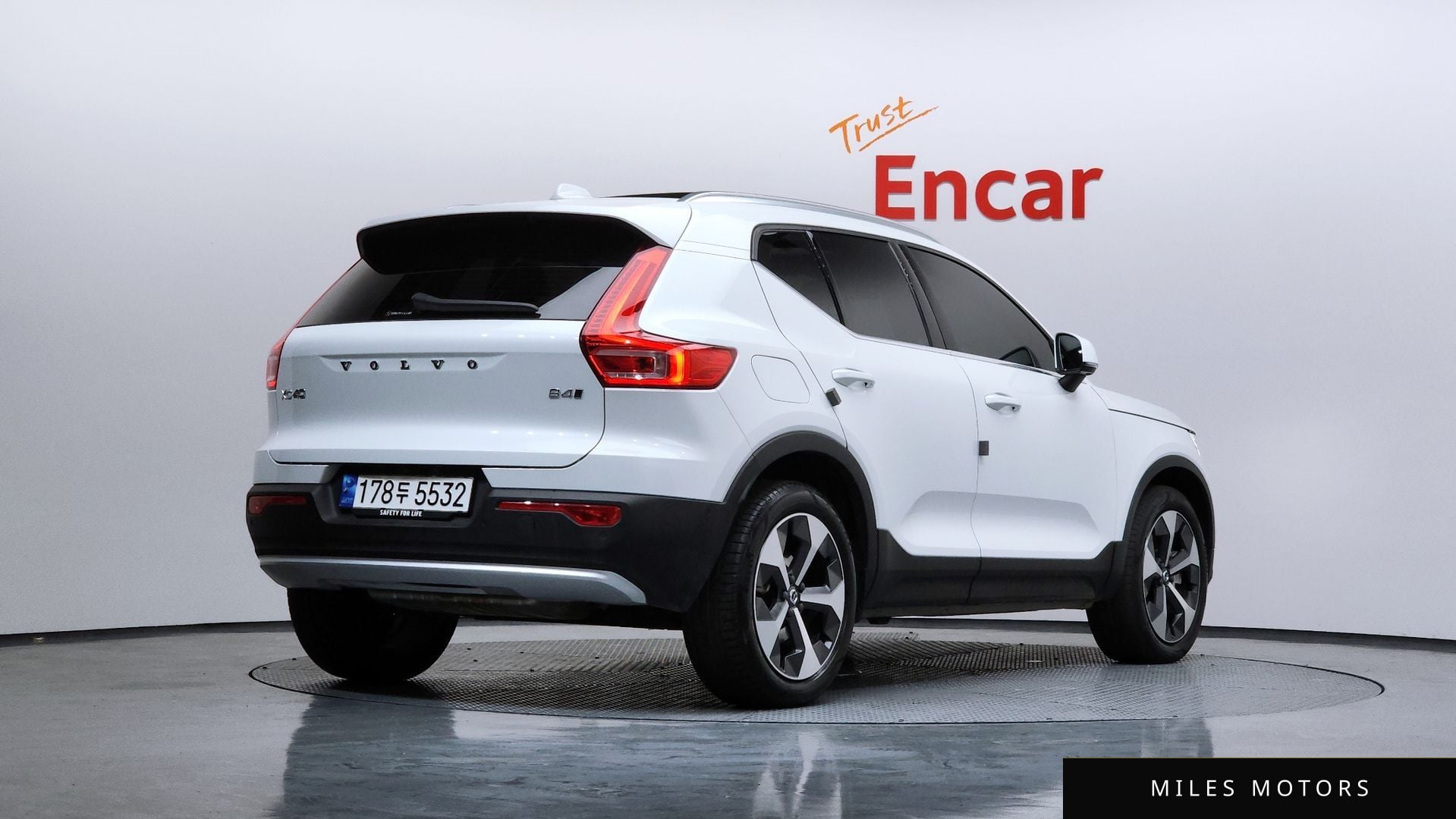 Volvo XC40 2023 — миниатюра 2