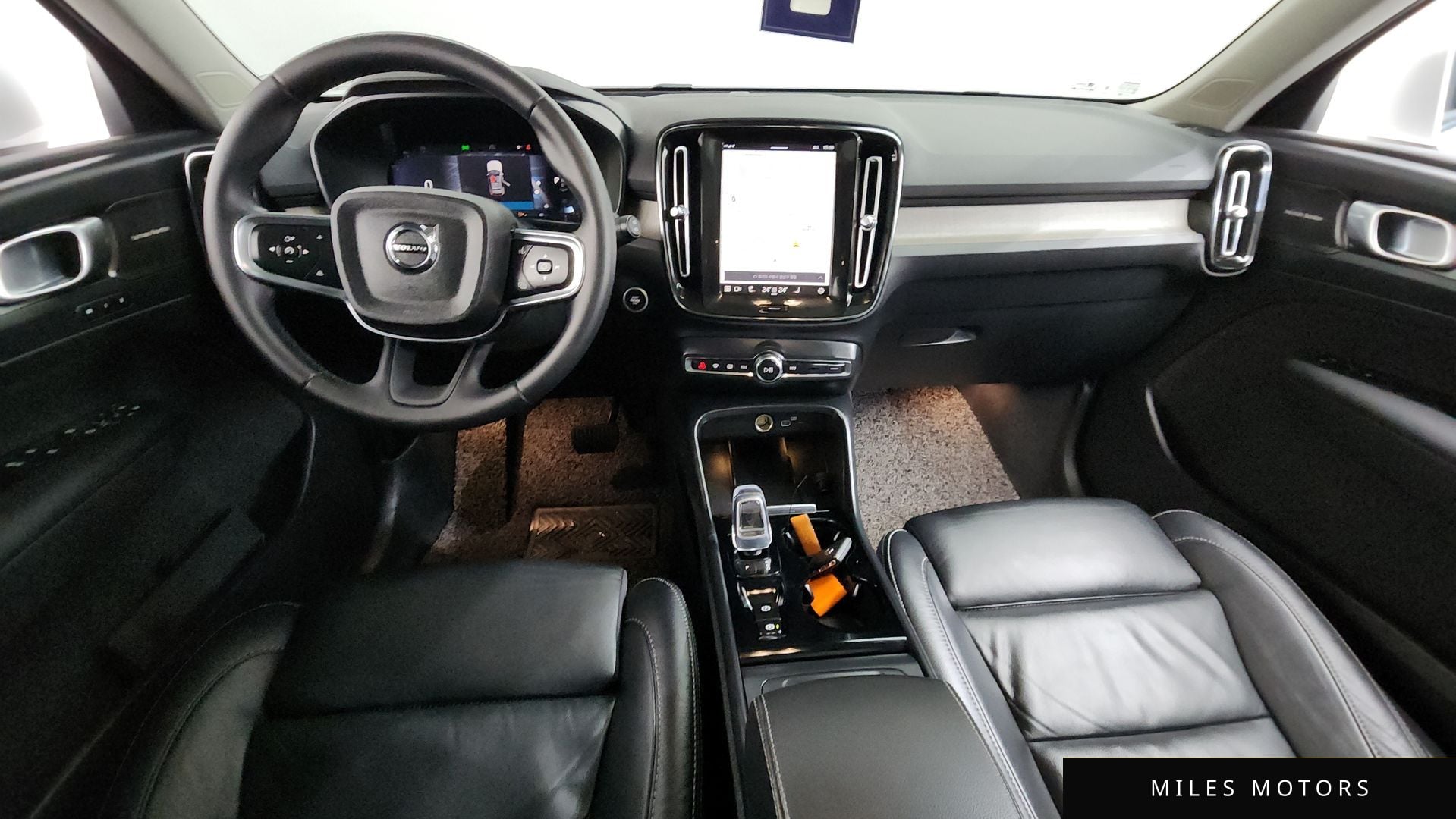 Volvo XC40 2023 — миниатюра 7