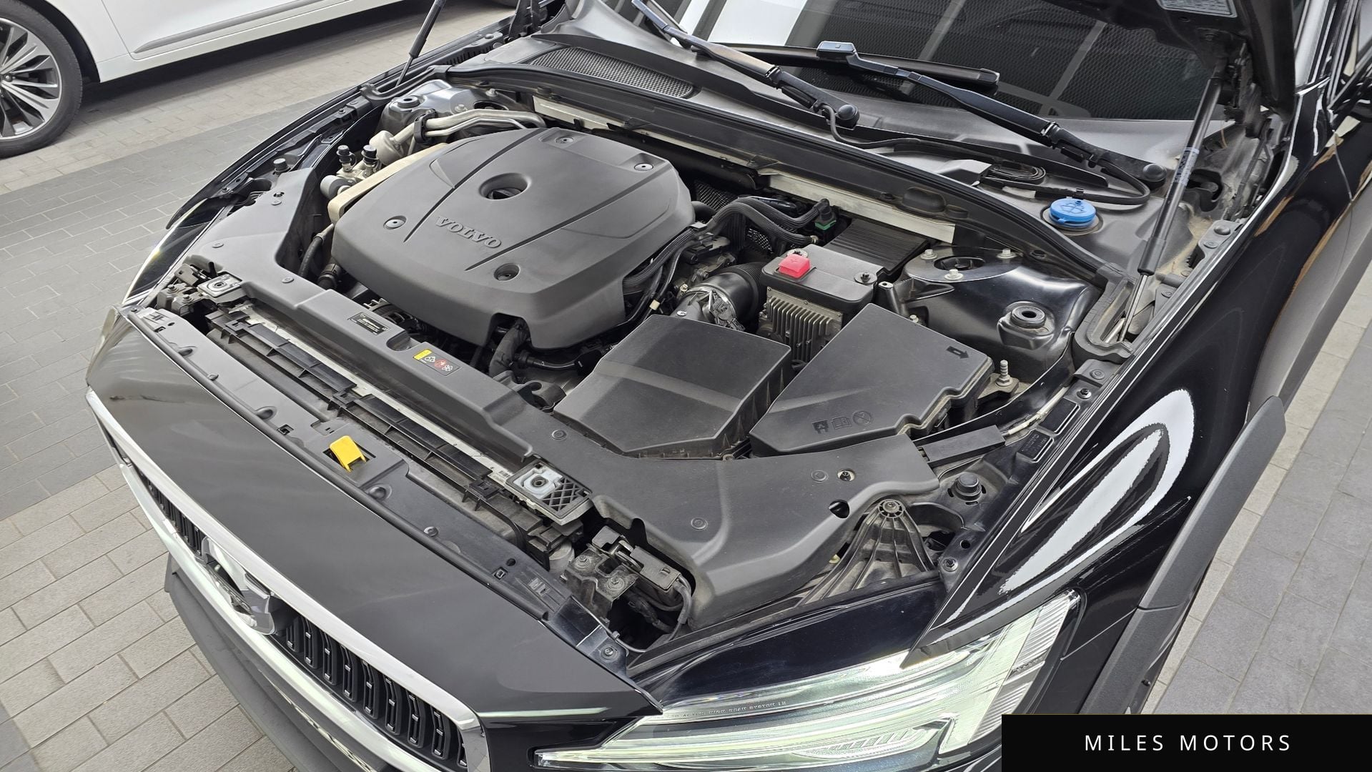Volvo V60 크로스컨트리 2020 — миниатюра 6
