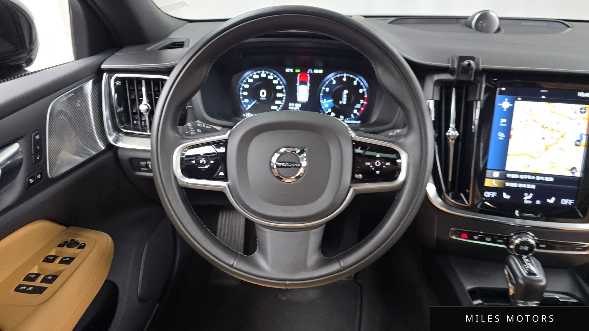 Volvo V60 크로스컨트리 2020 — миниатюра 12