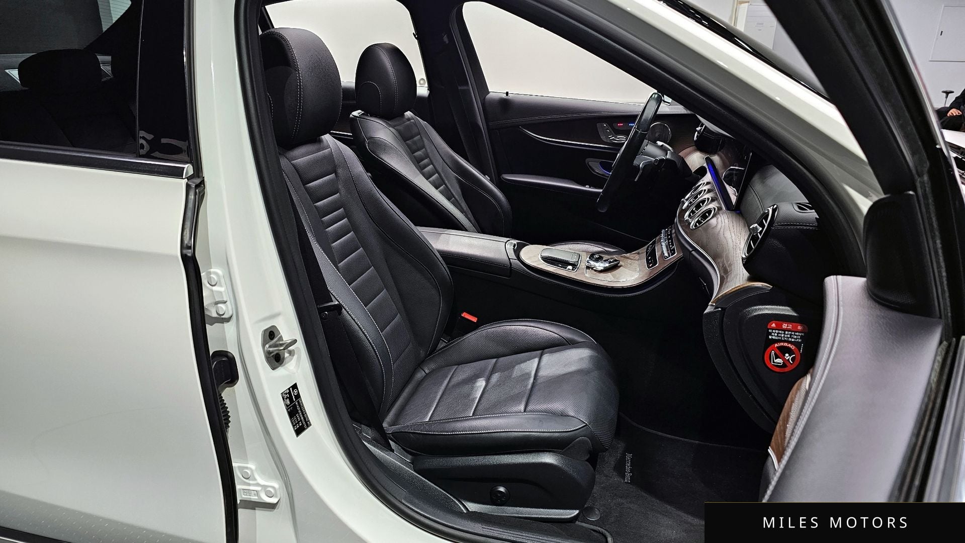 Mercedes-Benz E-Class W213 2022 — миниатюра 10