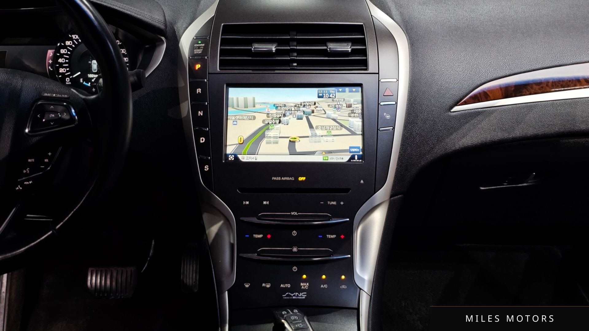 Lincoln MKZ 2015 — миниатюра 14