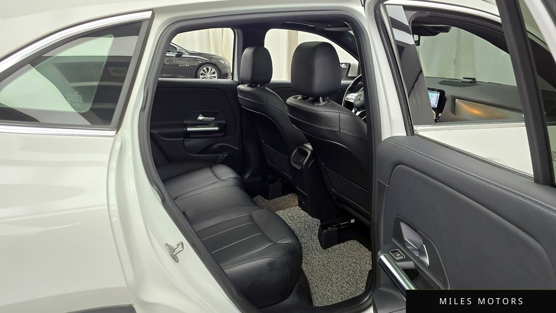 Mercedes-Benz GLA-클래스 H247 2021 — миниатюра 12