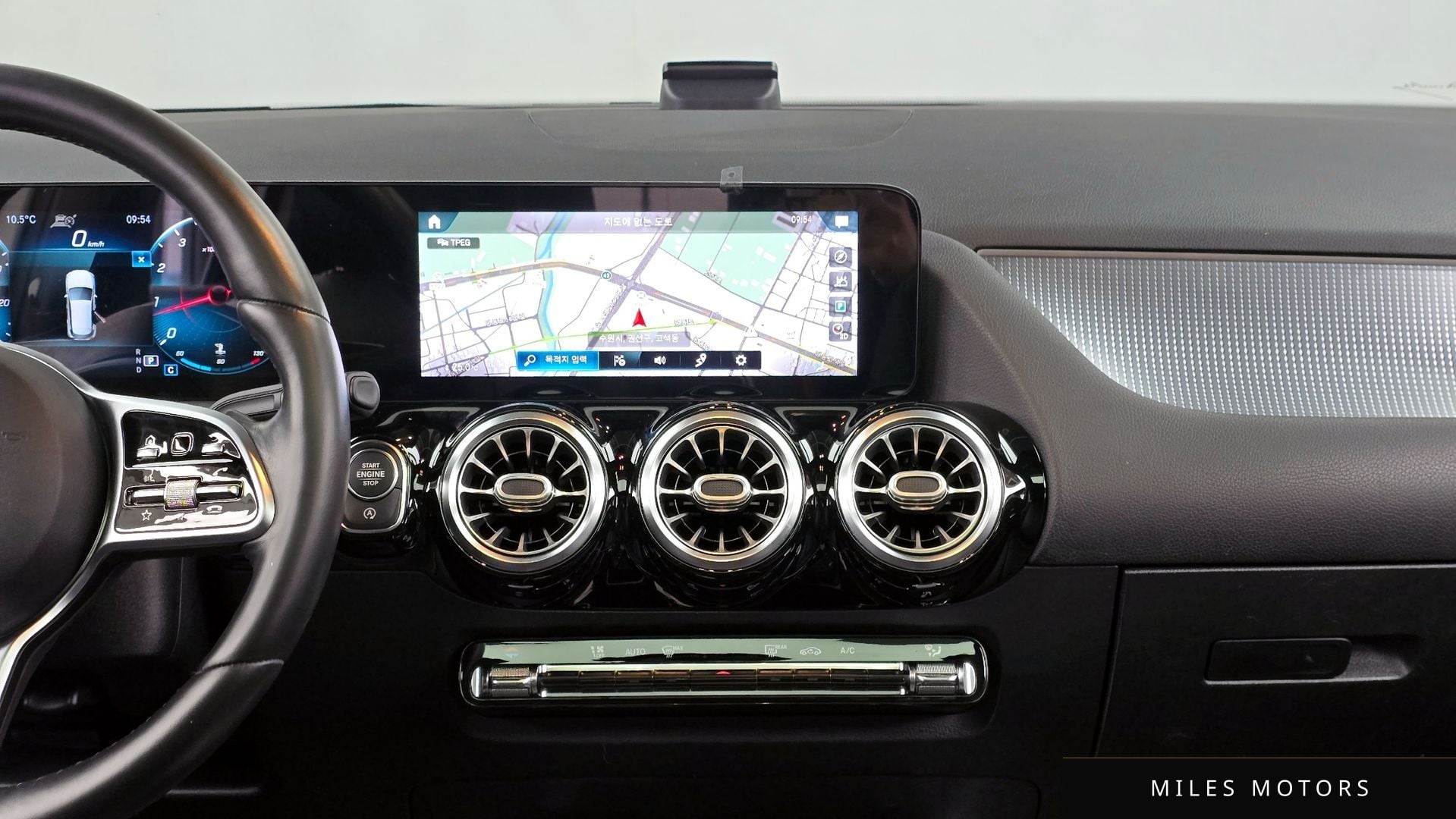 Mercedes-Benz GLA-클래스 H247 2021 — миниатюра 14