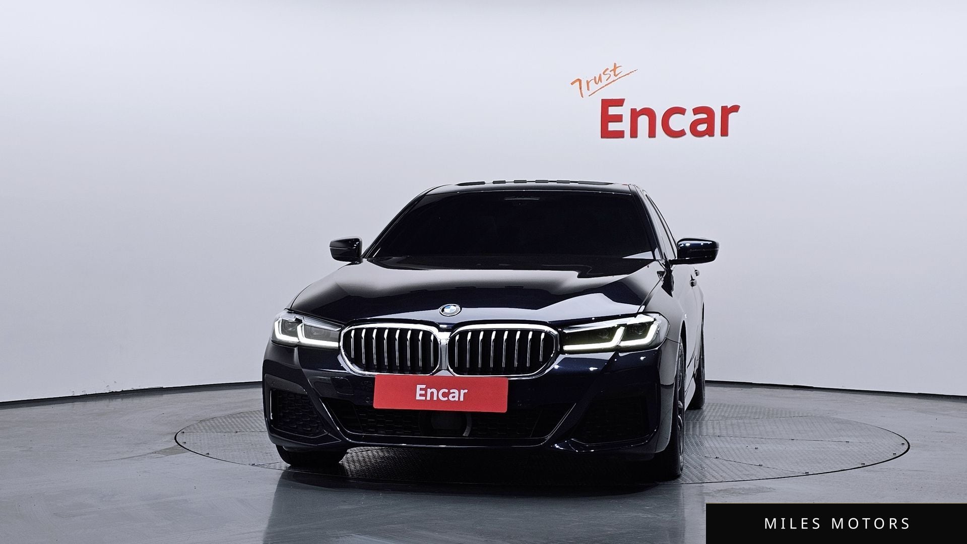 BMW 5시리즈 (G30) 2021 — миниатюра 3