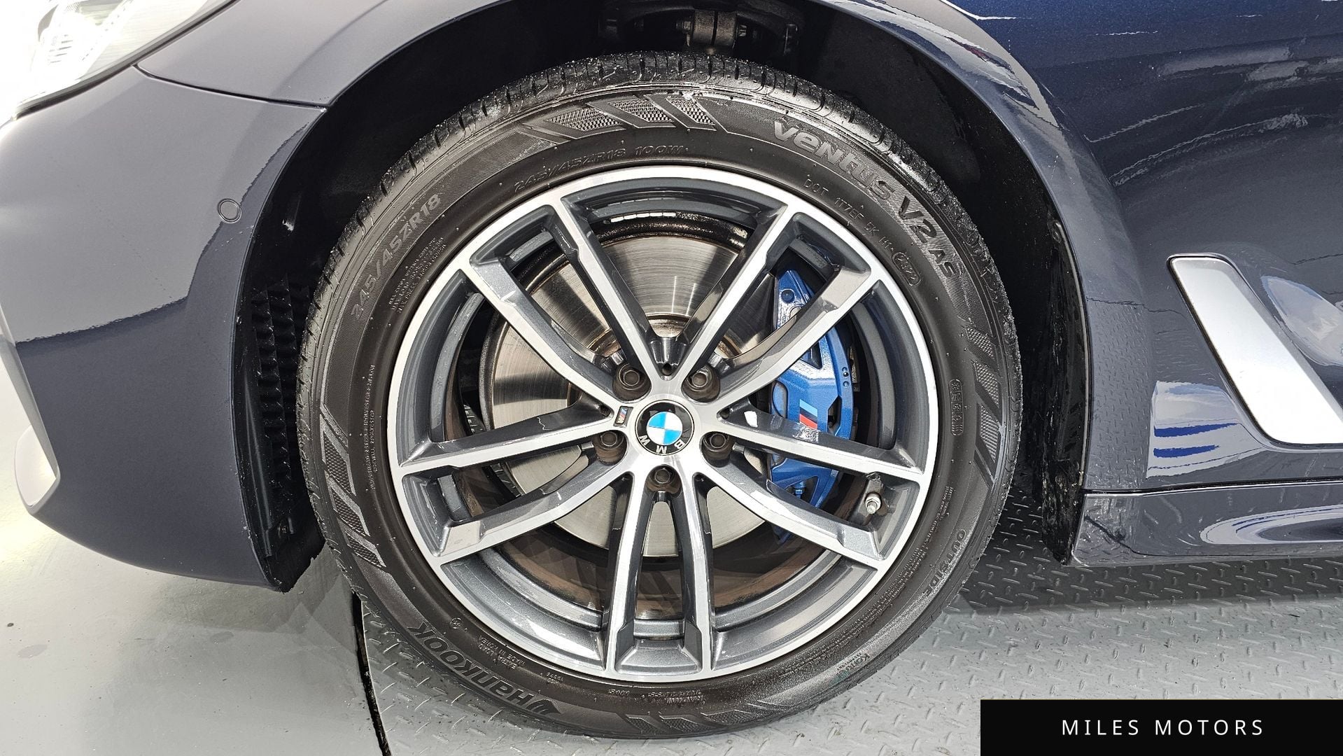 BMW 5시리즈 (G30) 2021 — миниатюра 5