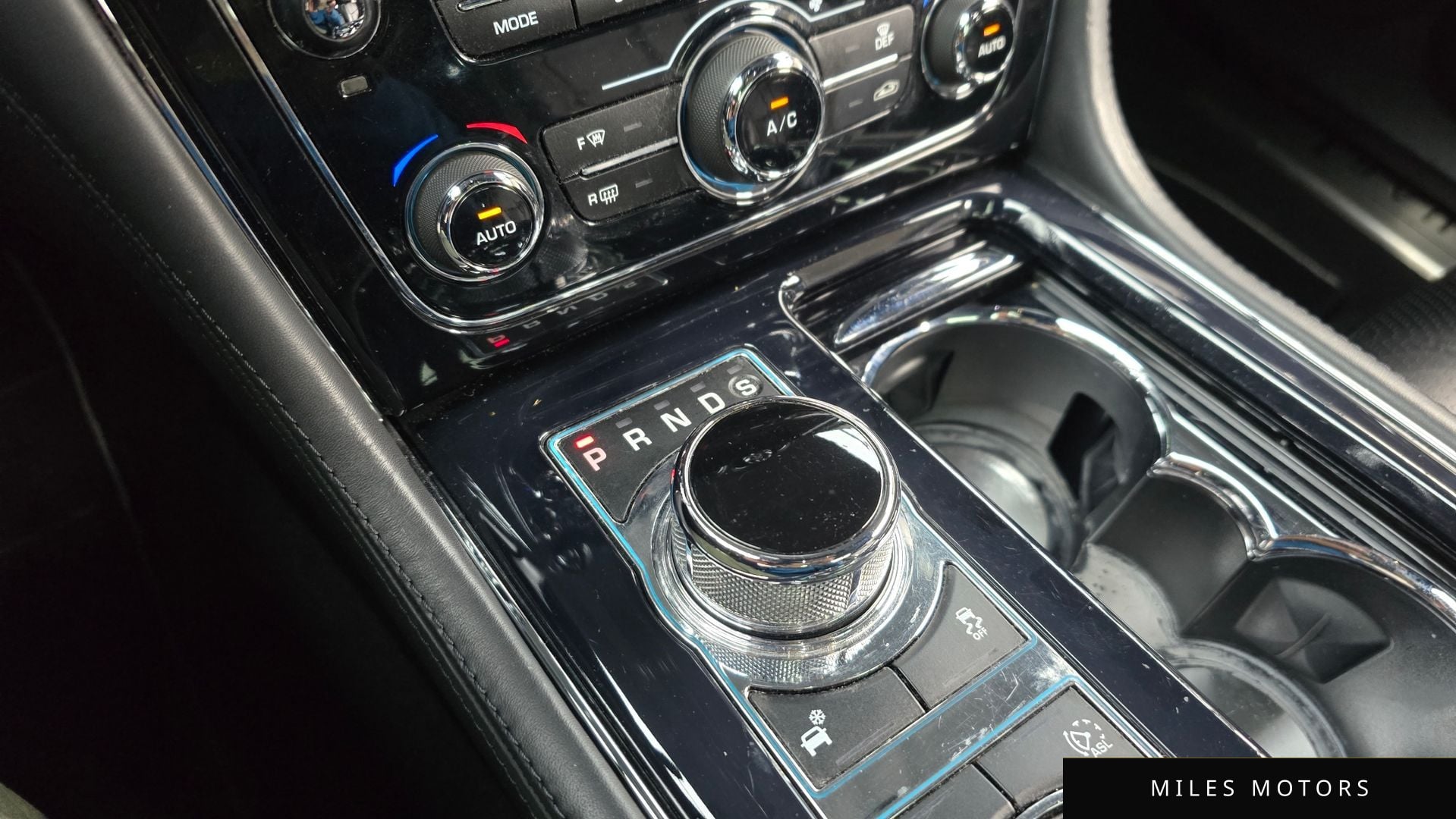Jaguar All New XJ 2011 — миниатюра 9