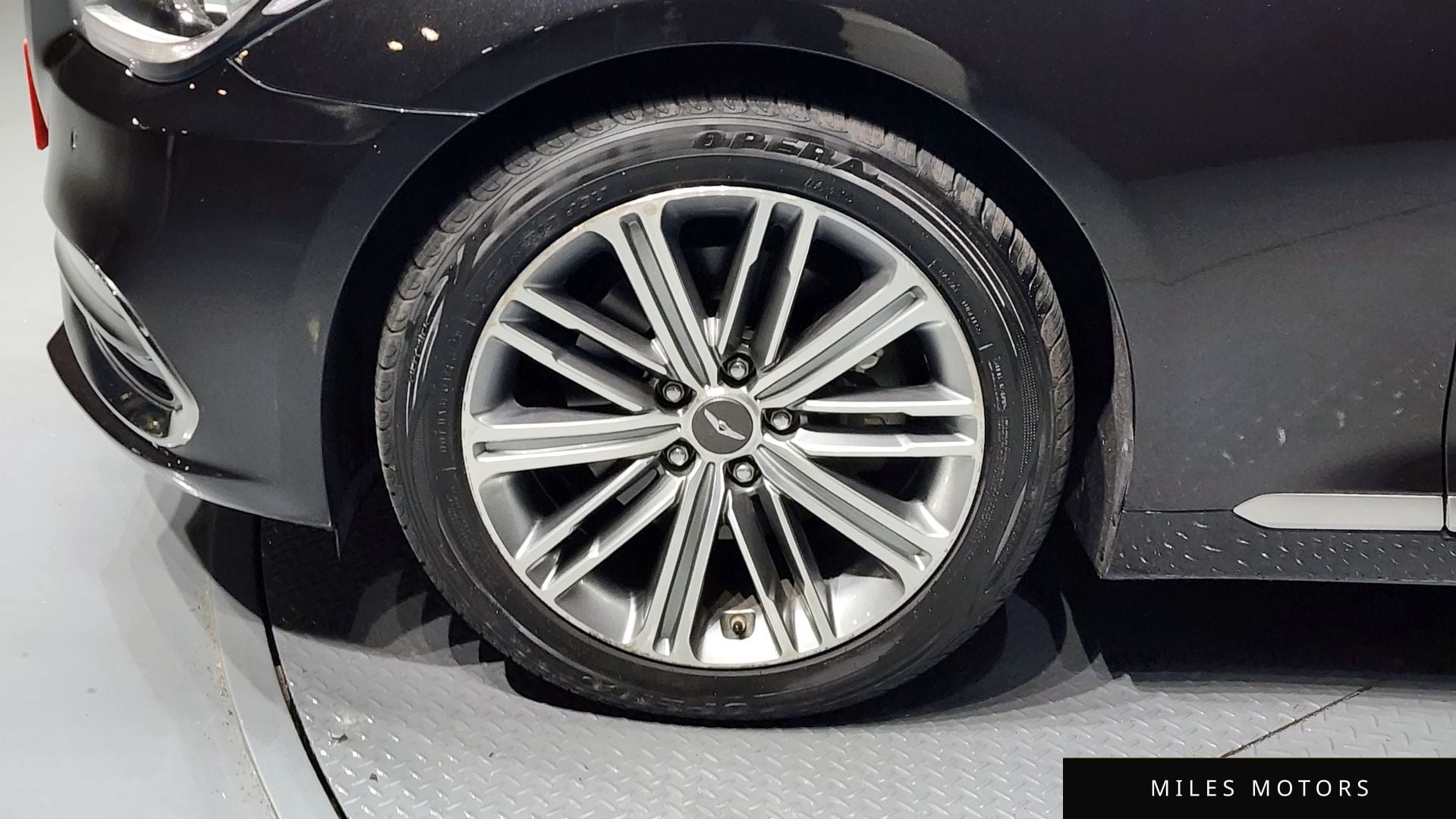 Genesis G80 2018 — миниатюра 5