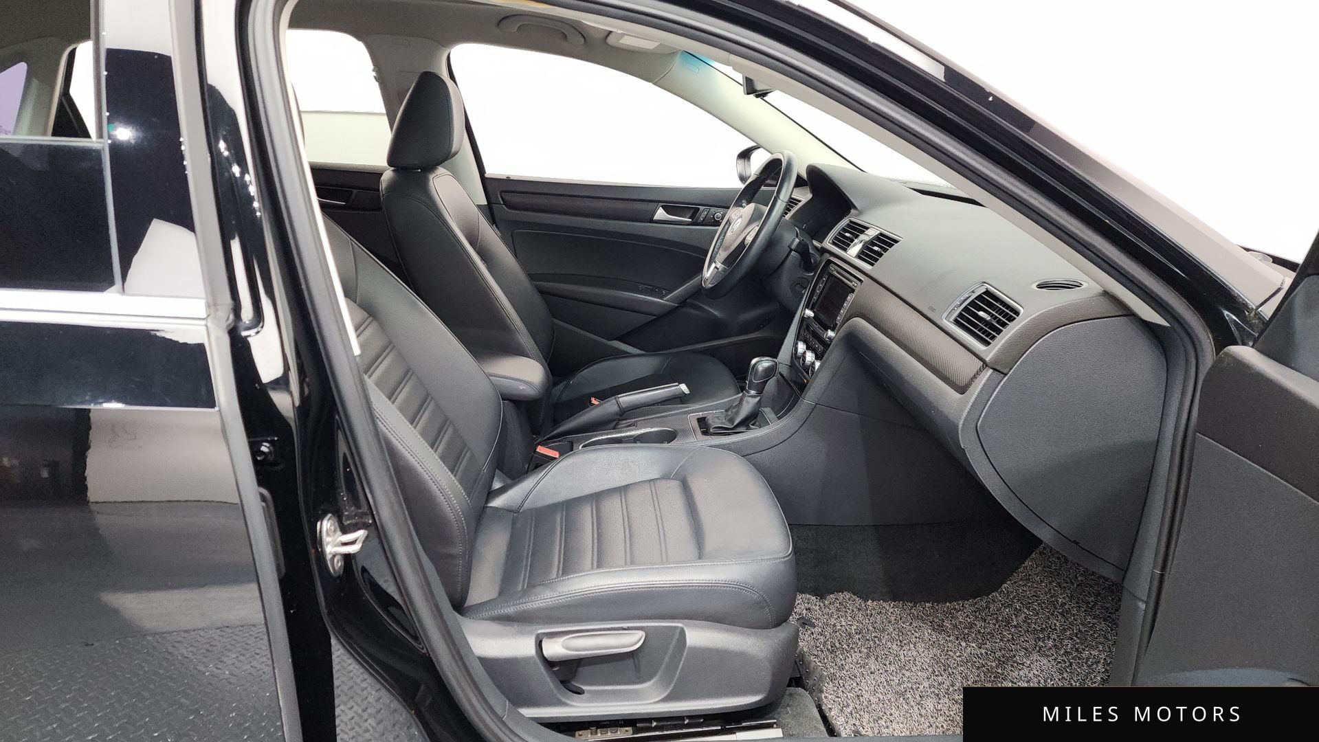 Volkswagen Passat 2015 — миниатюра 11